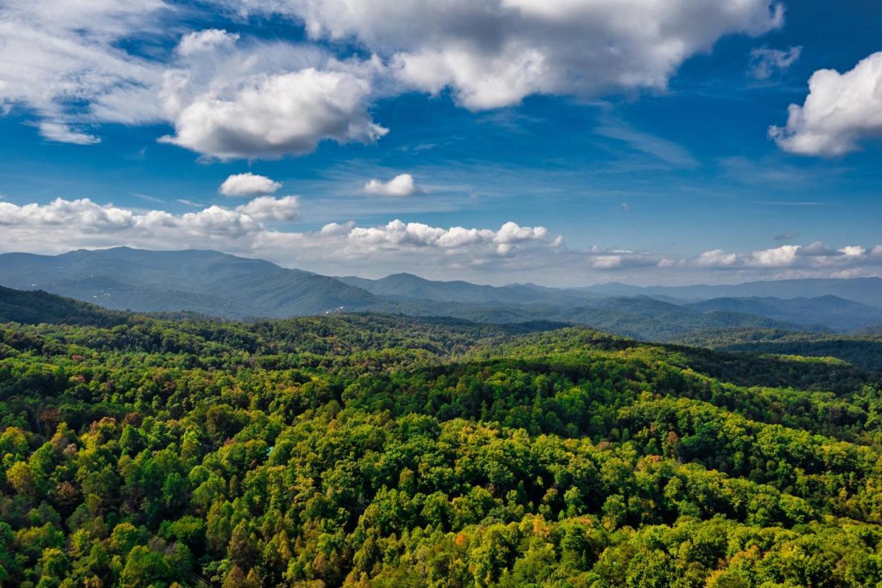 5Bd5B Escape Cabin With 2 Hottubs, Thtr &Game Rm,1Mi To The Parkway! 4Mi To Dollywood - Spring Deal Pigeon Forge Extérieur photo
